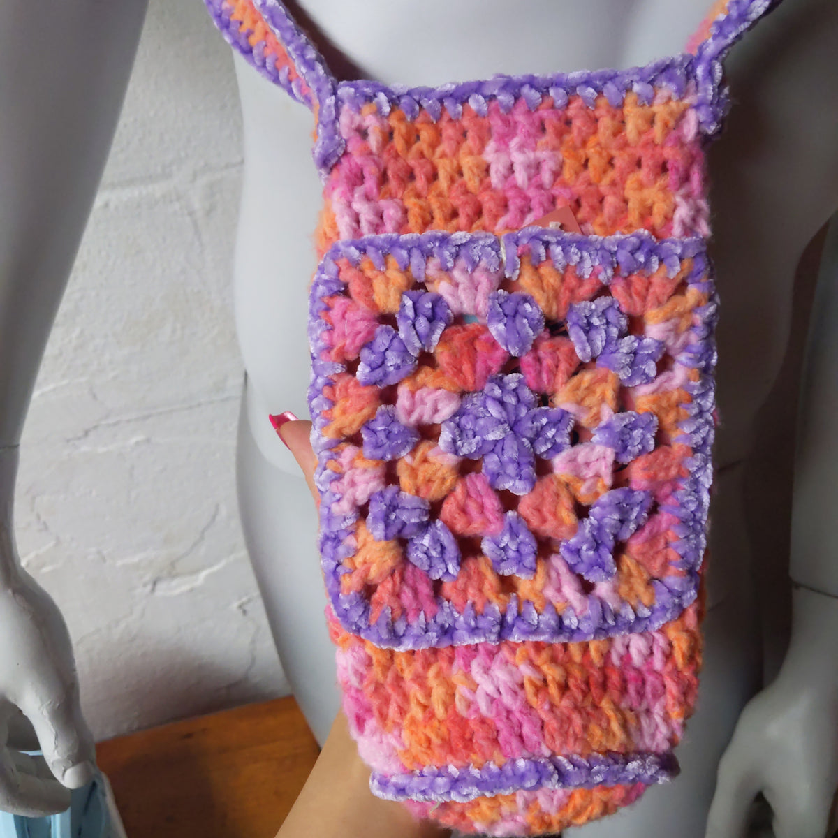 ふわふわかぎ針編みのポケット付きウォーターボトルホルダー ✾