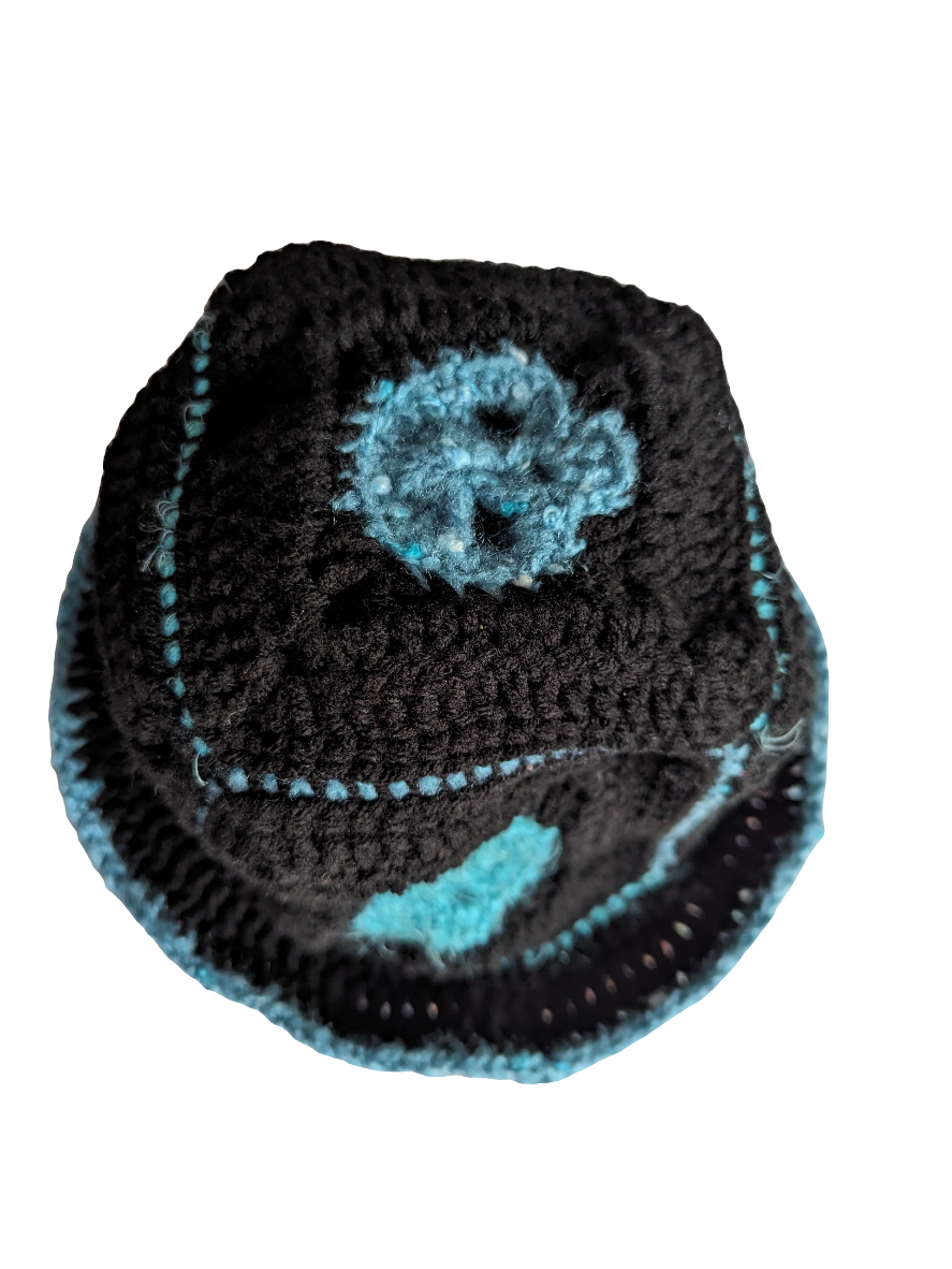 Skulls Crochet Bucket hat in Black x Blue