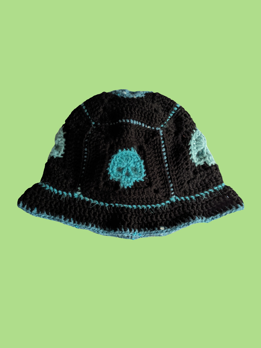 Skulls Crochet Bucket hat in Black x Blue