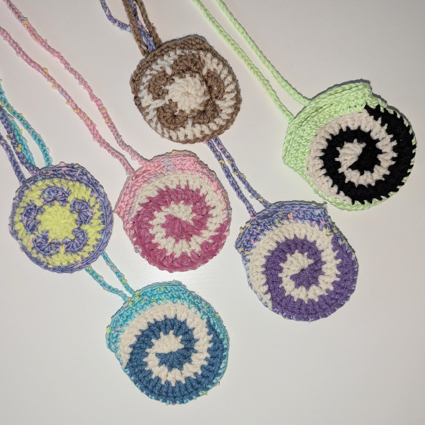 Earbuds Holder