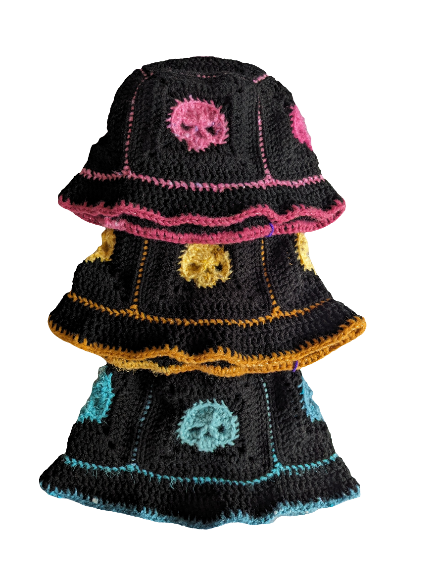 Skulls Crochet Bucket hat in Black x Yellow