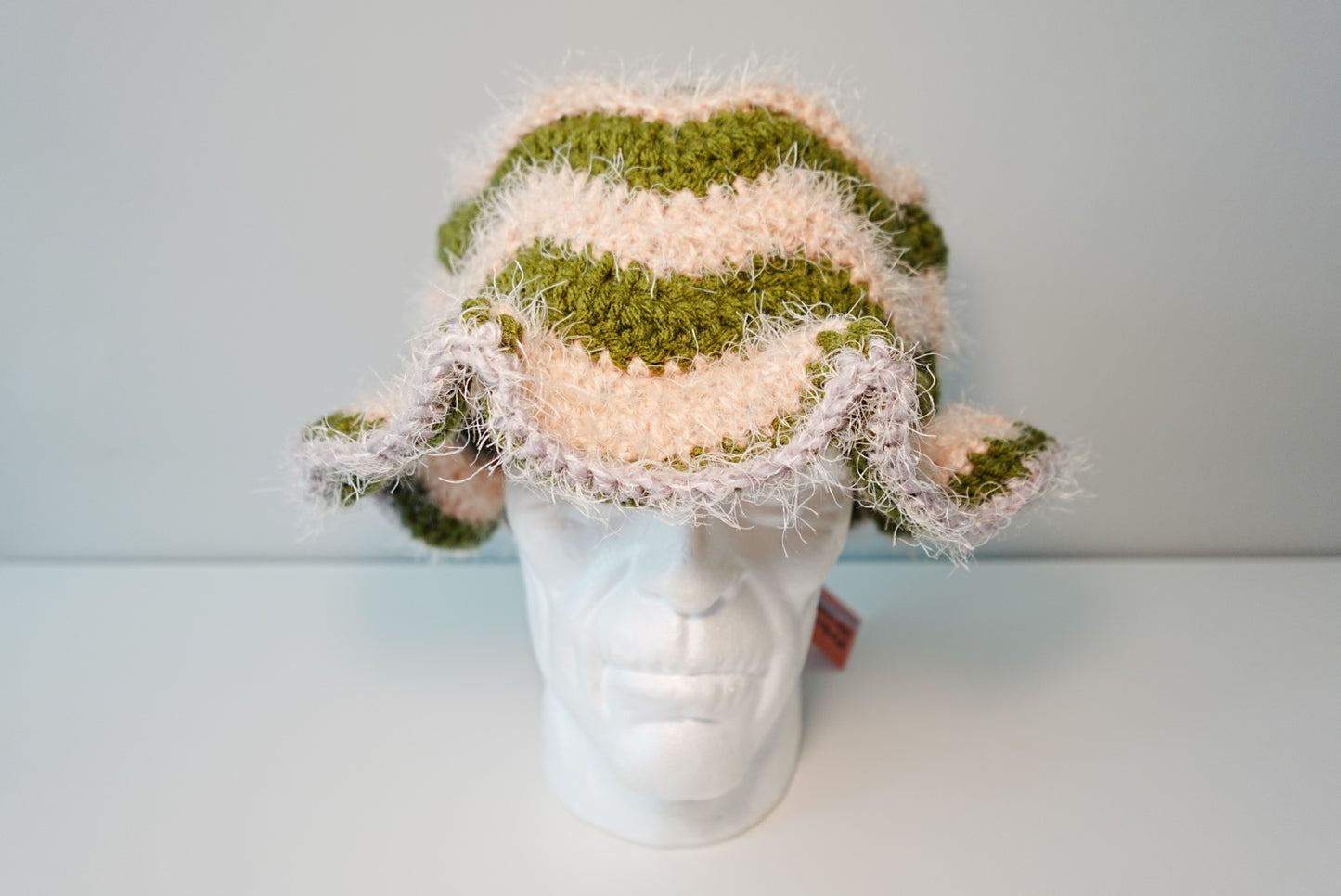 Zigzag Fuzzy Crochet Hat in AmyGreen x Pastel Peach