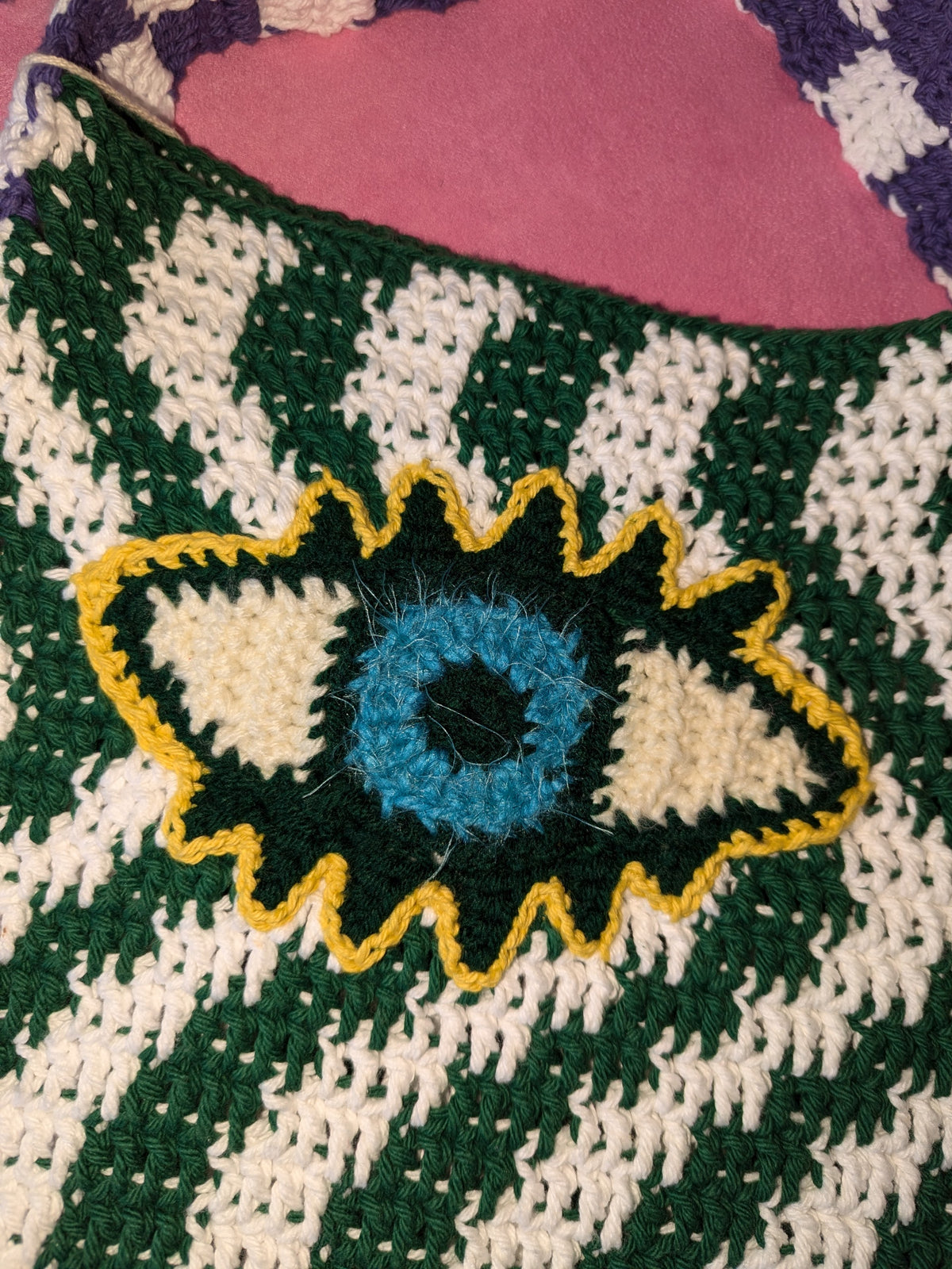 Blue eye x Wavy Crochet Shoulder Bag