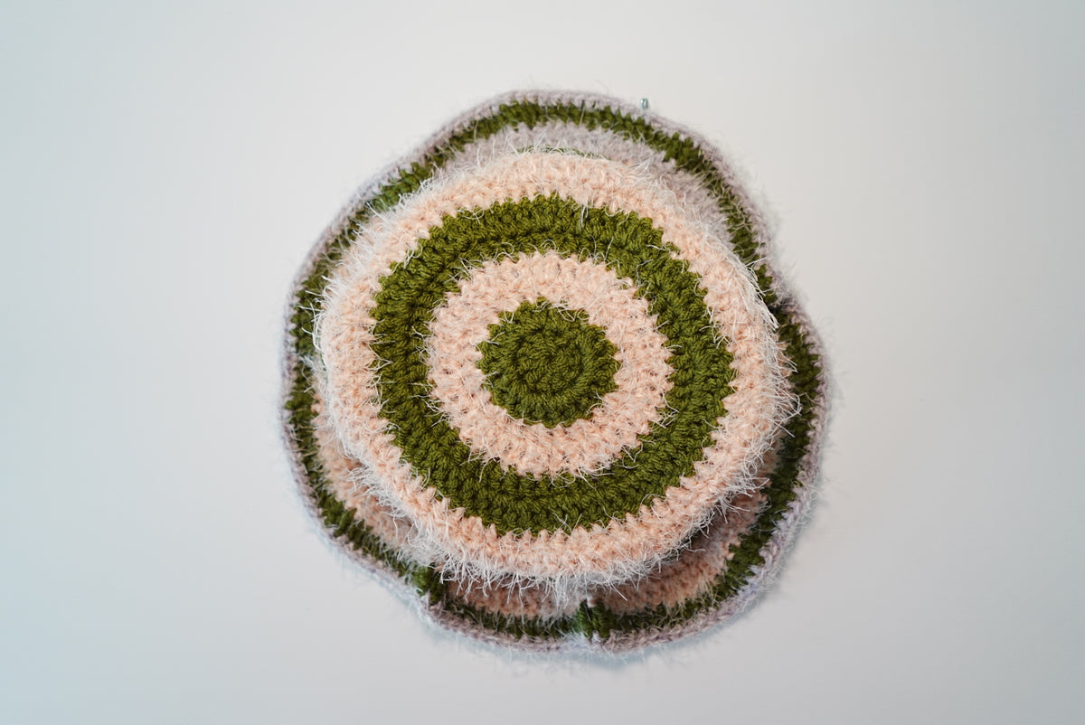 Zigzag Fuzzy Crochet Hat in AmyGreen x Pastel Peach